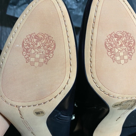 Vince Camuto Channa Bootie - Picture 8 of 10